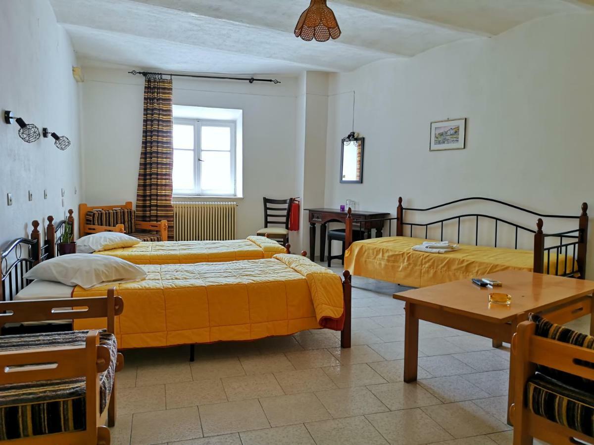 Kymata Hotell Ermoúpoli Eksteriør bilde